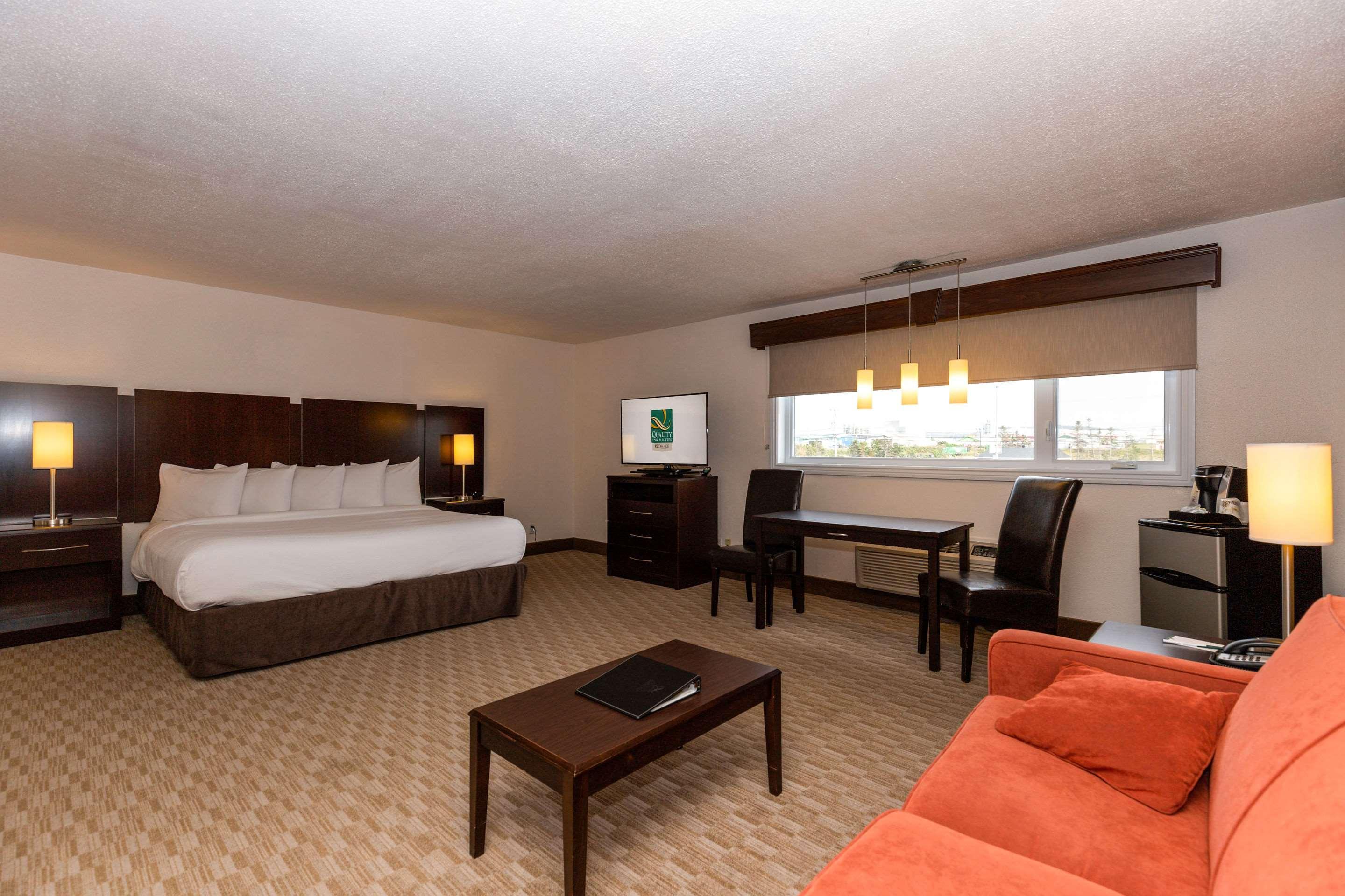 Quality Inn & Suites Matane Exteriör bild