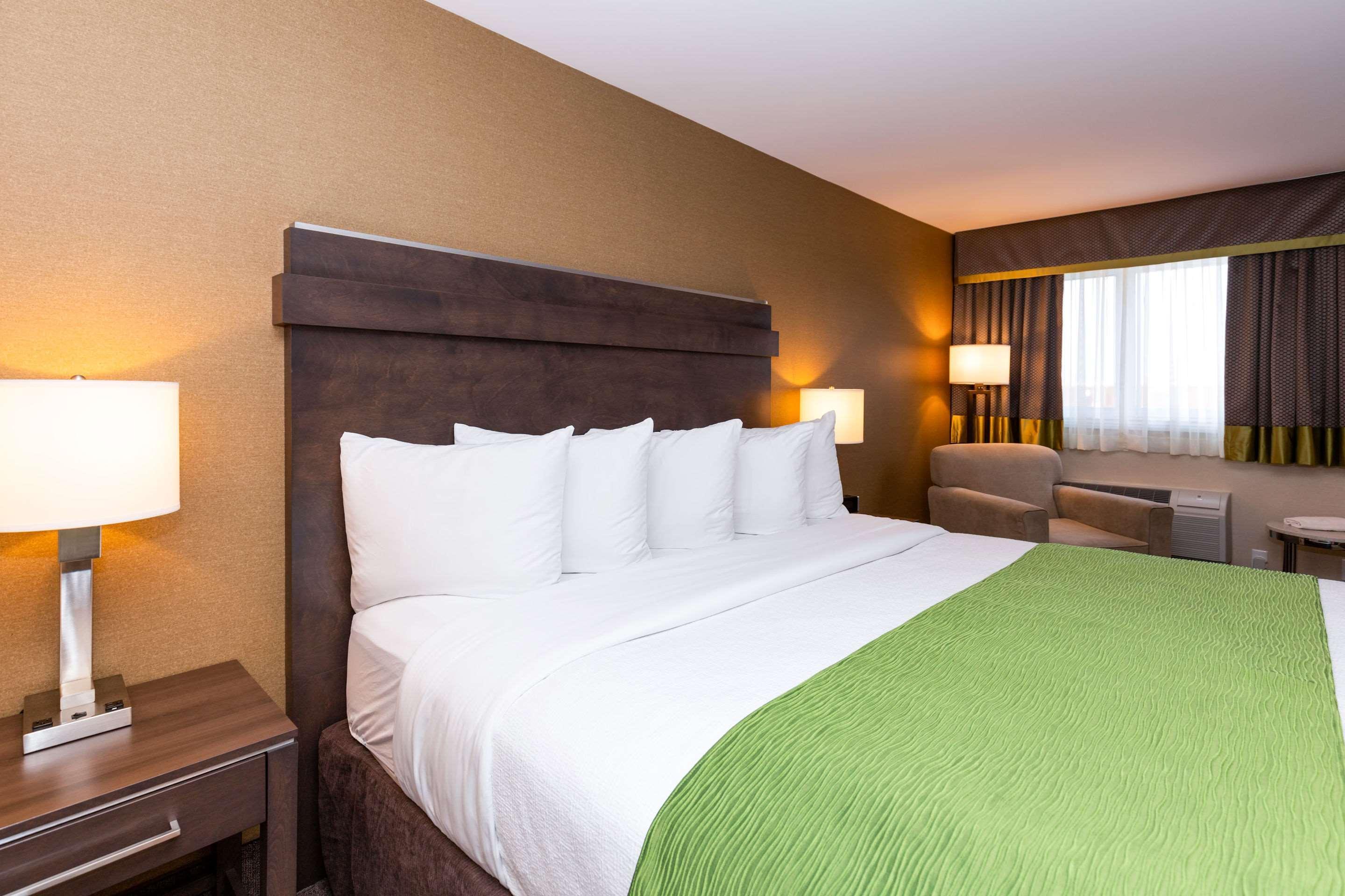 Quality Inn & Suites Matane Exteriör bild